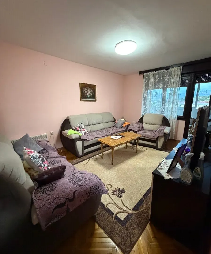 Prodaja, dvosoban stan, 76m², Blok 6, Podgorica