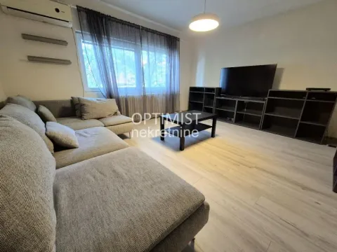 Stan in Vračar Sve Podlokacije