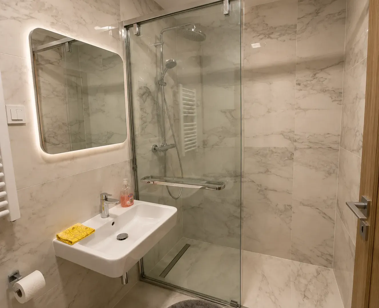 Izdavanje, jednosoban stan, 46m², New City, Podgorica