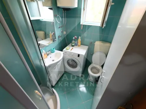 Izdavanje, dvosoban stan, 75m², Zlatica, Podgorica - image 13