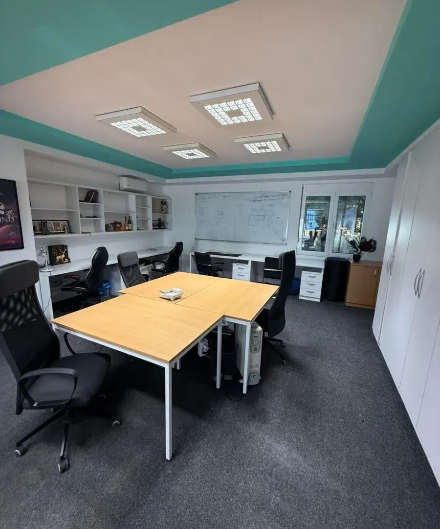 Izdavanje, poslovni prostor, 129m², Preko Morače, Podgorica