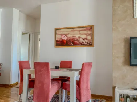 Sale, three bedroom apartment, 112m², Bečići, Budva - image 10