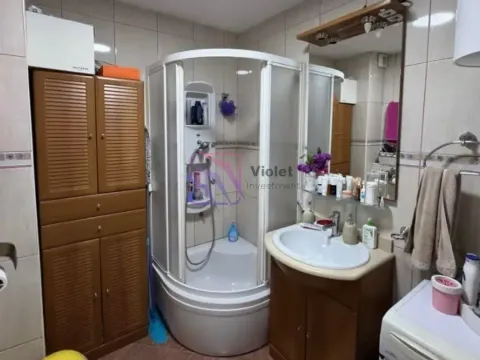 Prodaja, trosoban stan, 109m², Momišići, Podgorica - image 11