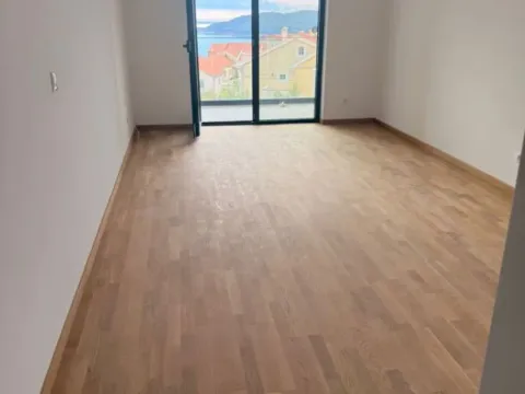 Sale, one bedroom apartment, 43m², Bečići, Budva - image 6