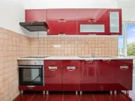 Izdavanje, kuća, 110m², Tivat, Crna Gora - image 15