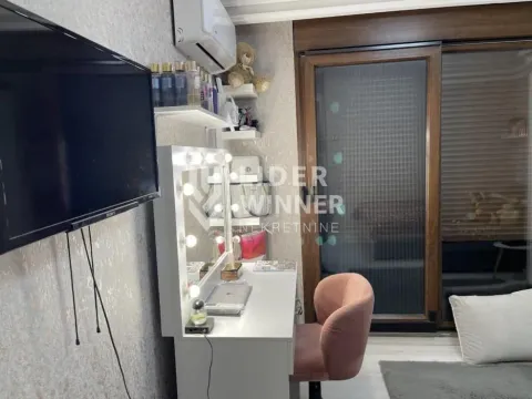 Izdavanje, četvorosoban stan, 100m², Senjak, Beograd - image 12