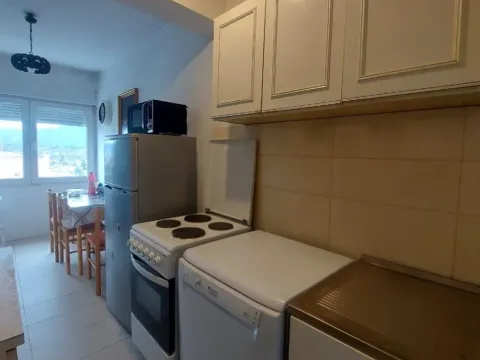 Prodaja, dvosoban stan, 67m², Centar, Nikšić - image 5