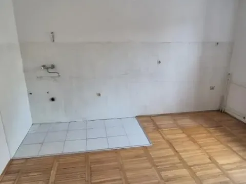 Izdavanje, trosoban stan, 90m², Novo naselje, Novi Sad - image 4