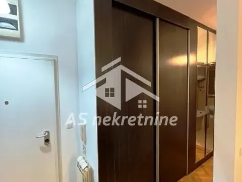 Rent, two bedroom apartment, 55m², Kalenić Pijaca, Vračar Sve Podlokacije - image 20