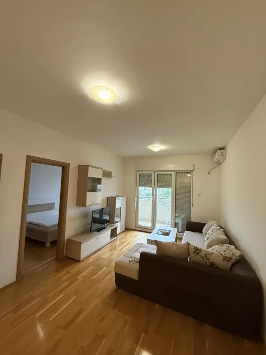 Rent, one bedroom apartment, 55m², Zabjelo, Podgorica
