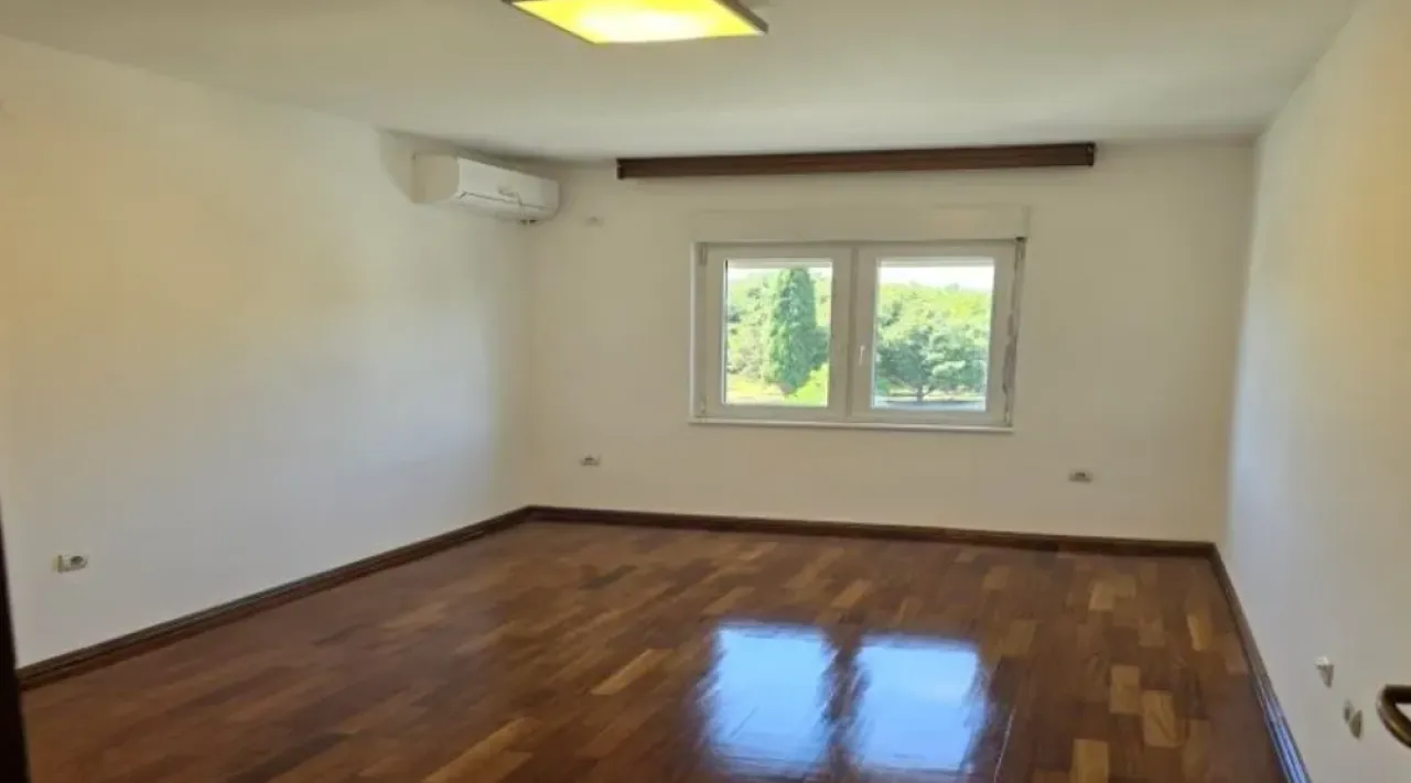 Sale, two bedroom apartment, 90m², Momišići, Podgorica