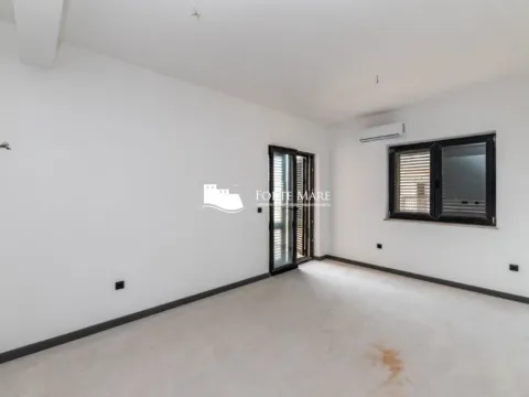 Prodaja, jednosoban stan, 37m², Kumbor, Herceg Novi - image 4