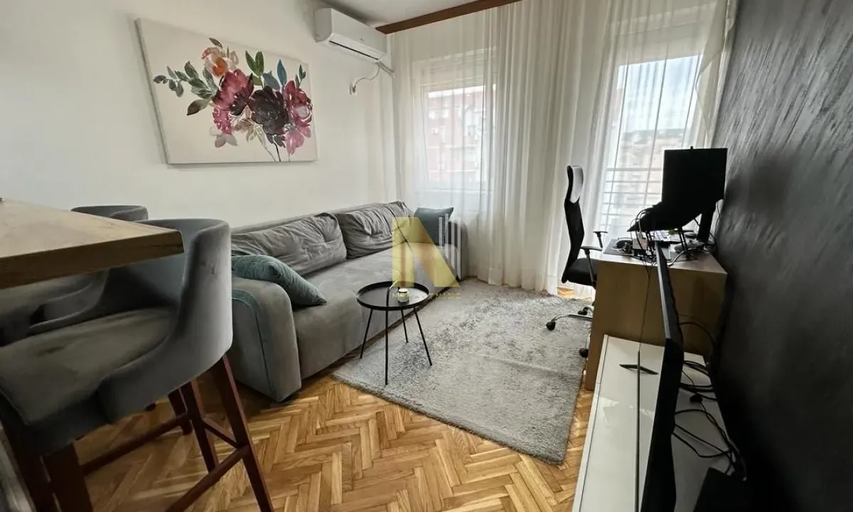 Izdavanje, jednosoban stan, 37m², Nova Detelinara, Novi Sad Sve Podlokacije