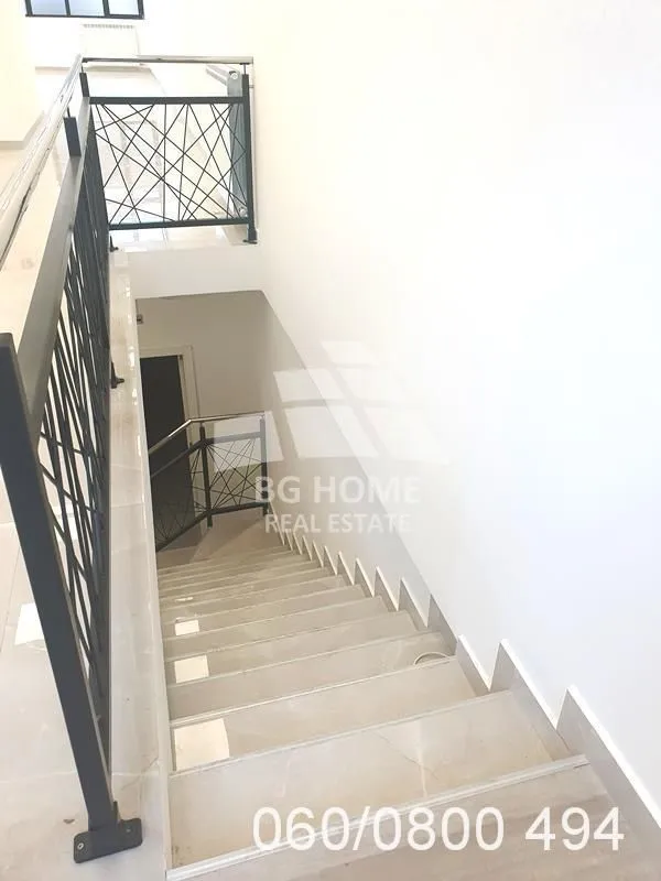 Izdavanje, poslovni prostor, 140m², Stari Grad, Beograd