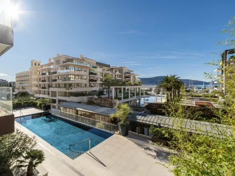 Prodaja, jednosoban stan, 83m², Porto Montenegro, Tivat