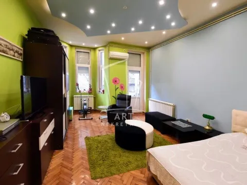 Prodaja, trosoban stan, 86m², Vračar Sve Podlokacije, Beograd - image 3