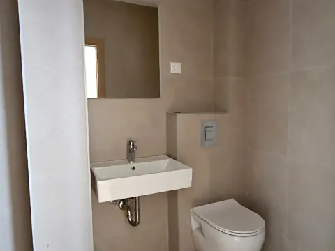 Prodaja, dvosoban stan, 70m², Zabjelo, Podgorica - image 8