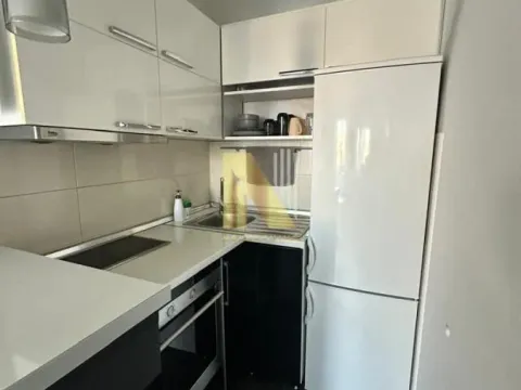 Rent, one bedroom apartment, 32m², Grbavica, Novi Sad Sve Podlokacije - image 5