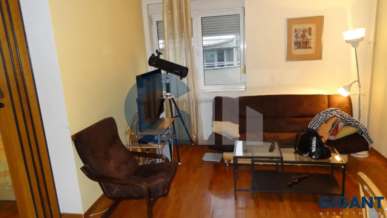 Prodaja, jednosoban stan, 45m², Crveni Krst, Beograd