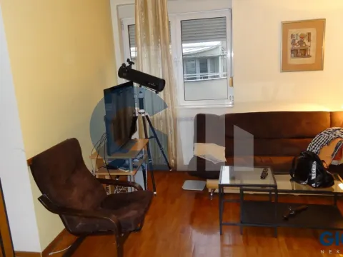 Prodaja, jednosoban stan, 45m², Crveni Krst, Beograd