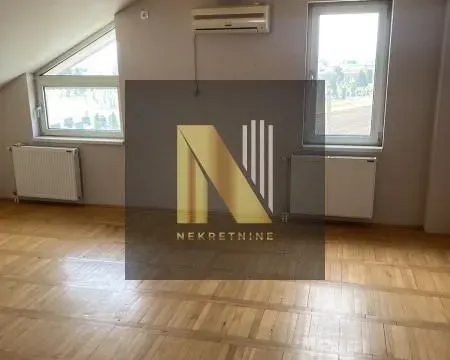 Izdavanje, poslovni prostor, 250m², Rumenka, Novi Sad Sve Podlokacije - image 10