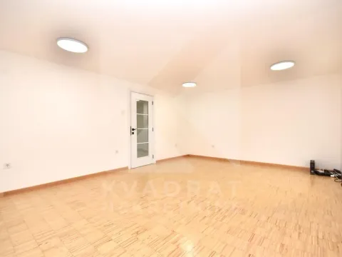 Rent, office space, 74m², Zabjelo, Podgorica - image 5