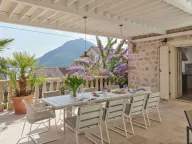 Prodaja, kuća, 381m², Kotor, Crna Gora - image 20