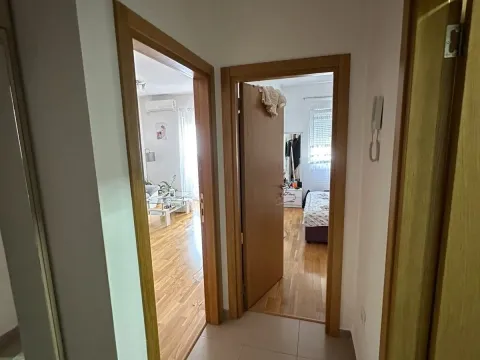 Sale, one bedroom apartment, 48m², Tuški Put, Podgorica - image 3