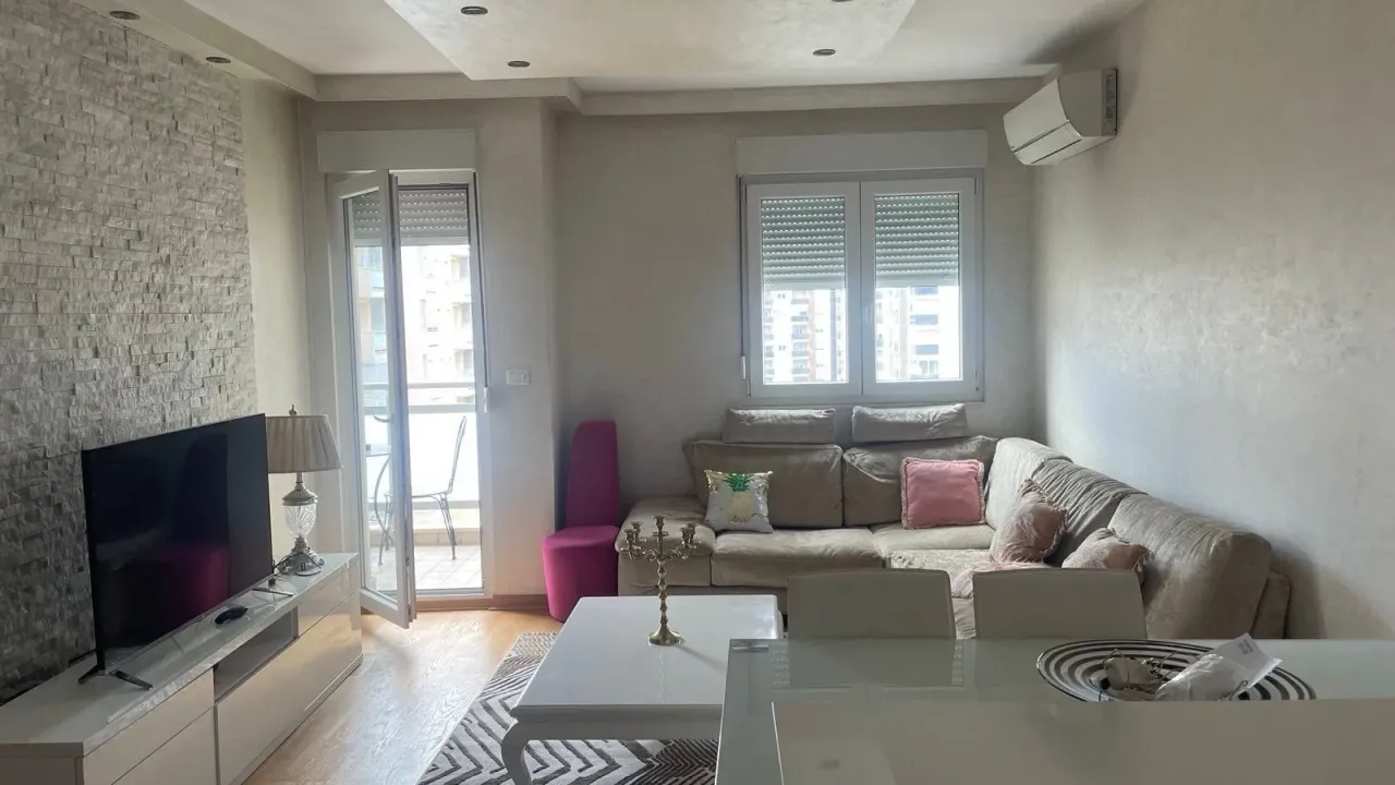 Rent, two bedroom apartment, 63m², City Kvart, Podgorica