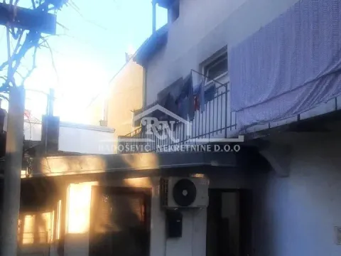 Prodaja, jednosoban stan, 40m², Vračar Hram, Vračar Sve Podlokacije - image 3