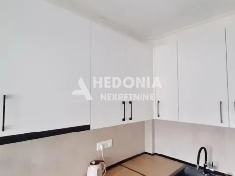 Rent, two bedroom apartment, 35m², Stari Grad, Beograd - image 10