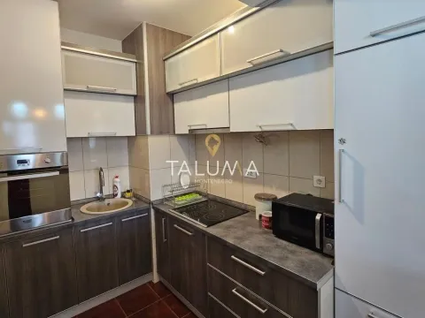 Izdavanje, jednosoban stan, 57m², City Kvart, Podgorica - image 2