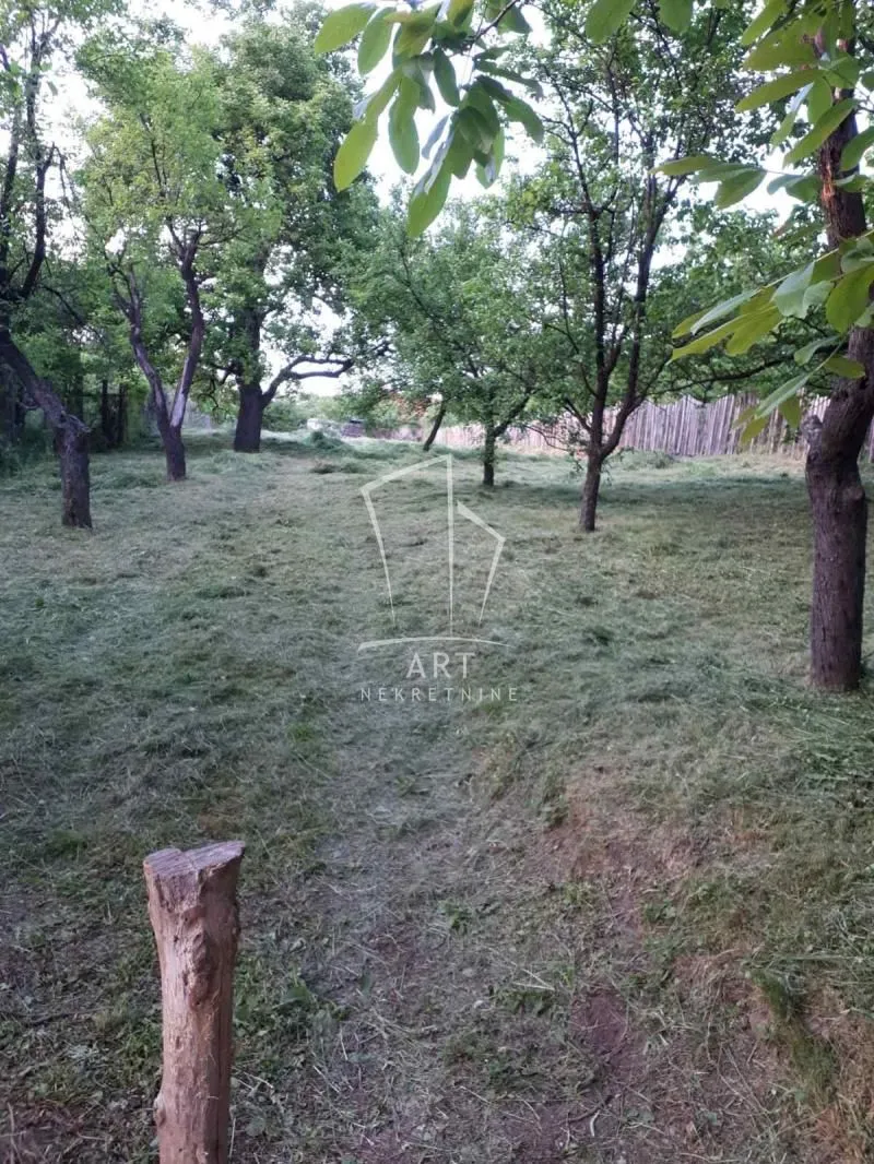 Prodaja, plac, 1100m², Voždovac Sve Podlokacije, Beograd