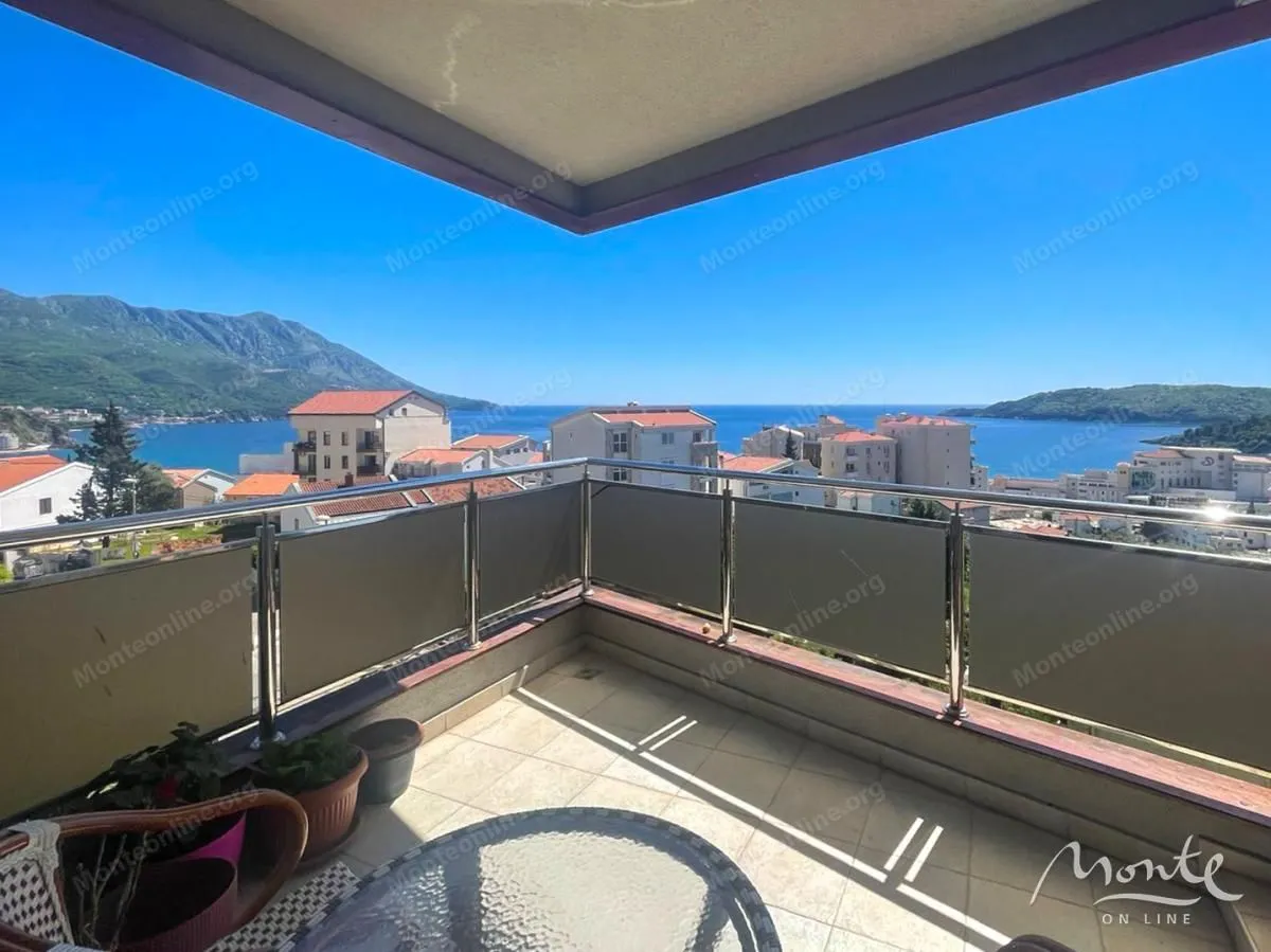 Sale, three bedroom apartment, 98m², Bečići, Budva