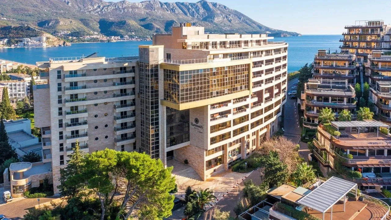 Prodaja, dvosoban stan, 92m², Bečići, Budva