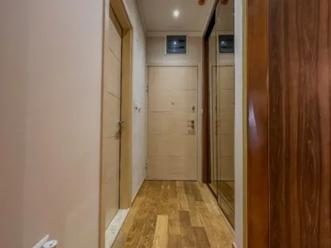 Rent, one bedroom apartment, 52m², Kod Capital Plaze, Podgorica - image 11