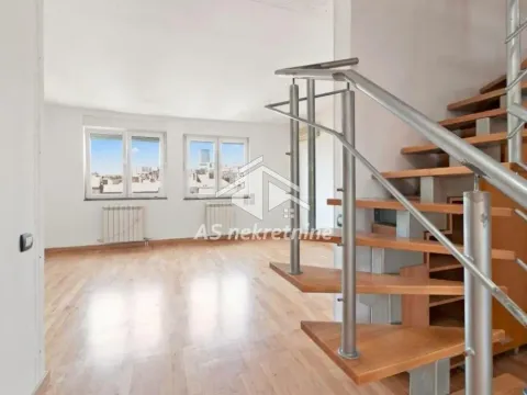 Izdavanje, trosoban stan, 128m², Stari Grad, Beograd - image 4