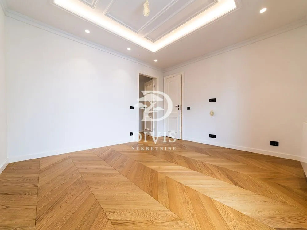 Sale, three bedroom apartment, 198m², Vračar Hram, Vračar Sve Podlokacije