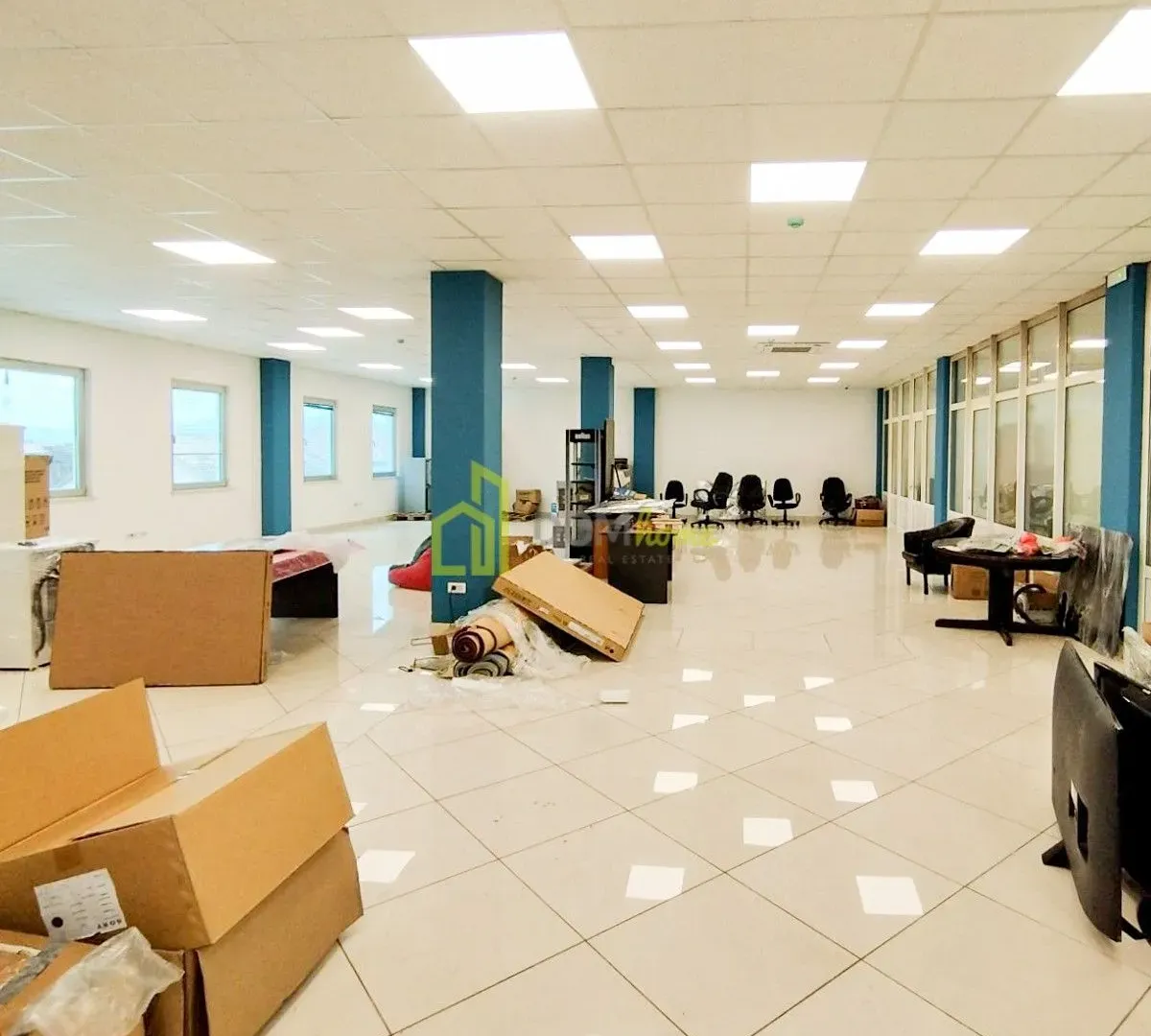 Rent, office space, 660m², Tuzi, Podgorica