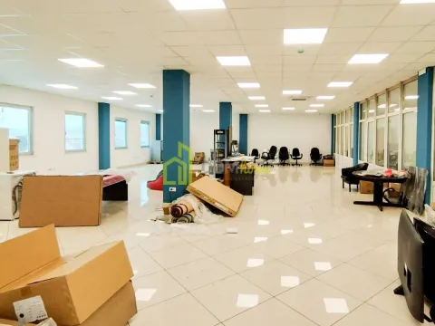 Izdavanje, poslovni prostor, 660m², Tuzi, Podgorica - image 8