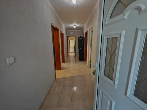 Prodaja, kuća, 370m², Šušanj, Bar - image 3