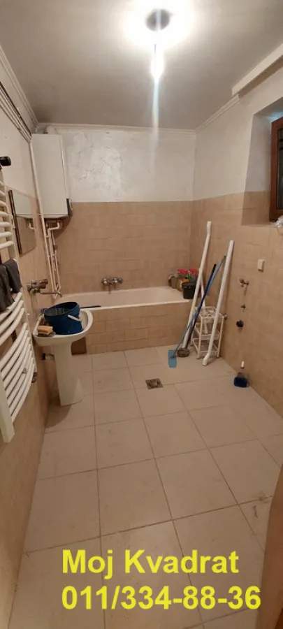 Prodaja, kuća, 411m², Stari Banovci, Stara Pazova
