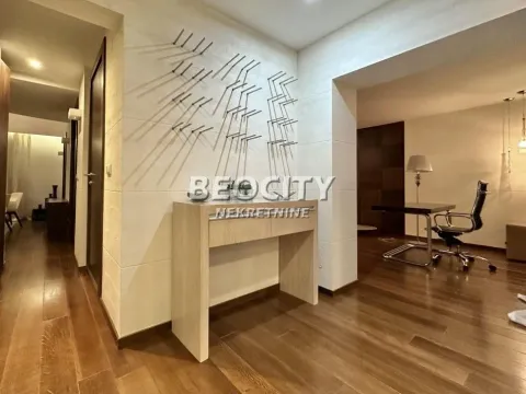 Izdavanje, četvorosoban stan, 240m², Kalenić Pijaca, Vračar Sve Podlokacije - image 15