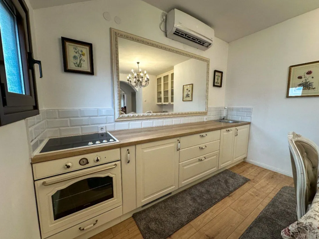 Rent, three bedroom apartment, 105m², Gornja Gorica, Podgorica