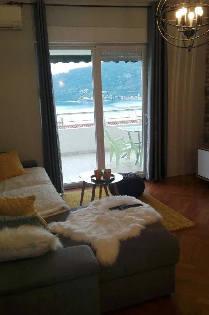 Prodaja, stan, 56m², Kotor, Crna Gora