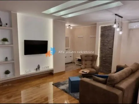 Izdavanje, dvosoban stan, 60m2, Stari Grad, Beograd