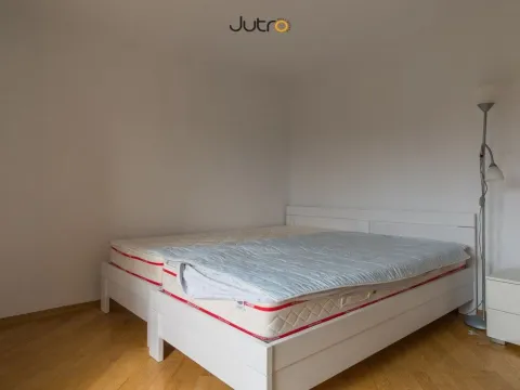 Izdavanje, kuća, 170m², Dajbabe, Podgorica - image 13