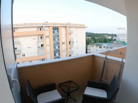 Rent, one bedroom apartment, 43m², City Kej, Podgorica - image 8