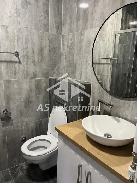Rent, two bedroom apartment, 43m², Južni Bulevar, Vračar Sve Podlokacije