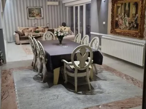 Sale, four bedroom apartment, 120m², Vračar Hram, Vračar Sve Podlokacije